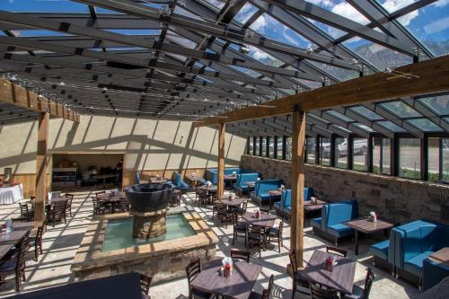 ห้องอาหาร, ทวิน พีกส์ ลอดจ์ แอนด์ ฮอต สปริงส์ (TWIN PEAKS LODGE & HOT SPRINGS) in อูเรย์ (โคโลราโด)