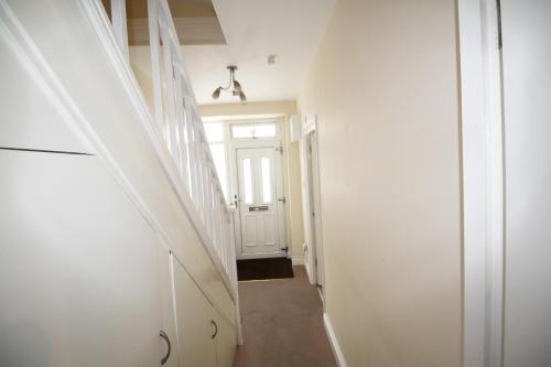 Flexistay Tooting Studios - image 3