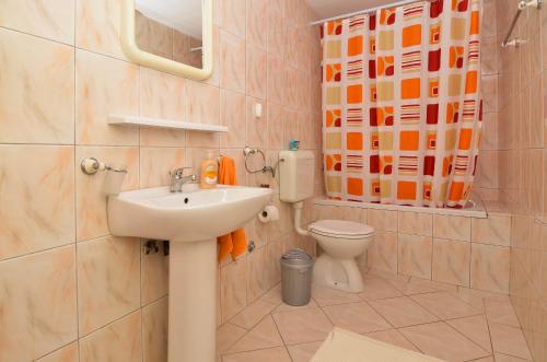  Apartments Karla in Orebić