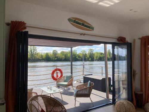 SeineHouse - Maison flottante (HouseBoat) - Séjour magique sur l'eau