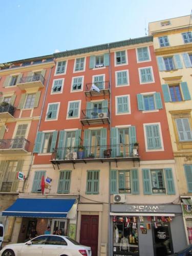 Homelivia, Lovely One bedroom flat Place GARIBALDI et PORT