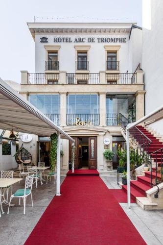 Vedere exterior, Arc de Triomphe by Residence Hotels in Bucureşti