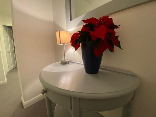 Picture of Grosvenor Pad - Lovely 2-Bed Flat - Free On Street Parking