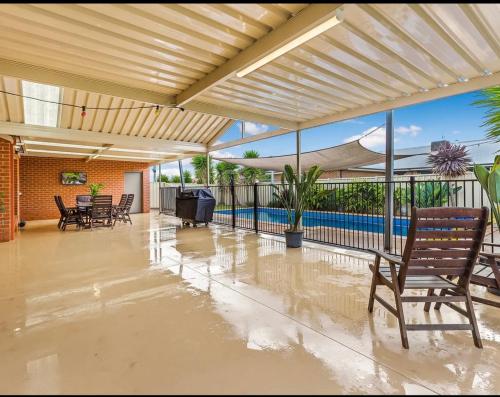 Modern family home with pool in Carisbrook