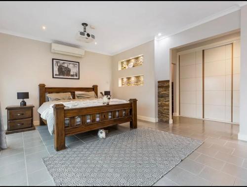 Modern family home with pool in Carisbrook