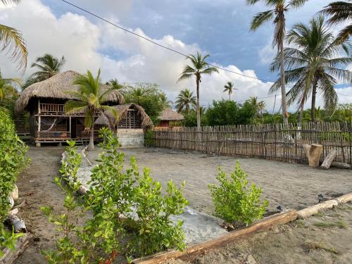 Cabaña Kindi - Isla Ancon