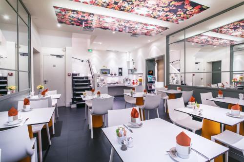 Restaurant, Hôtel Opéra Opal in 8th - Champs Elysees
