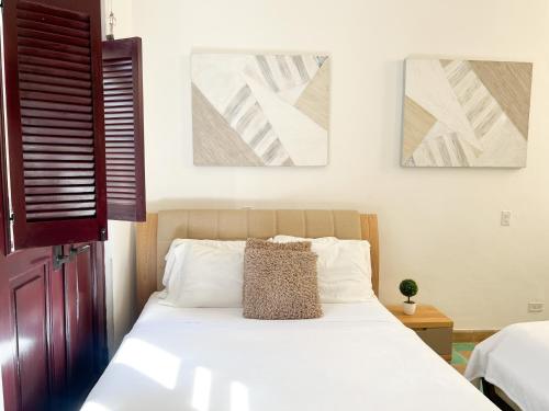 One-Bedroom Apartment image 8