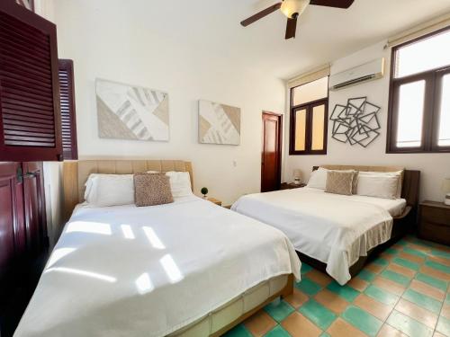 One-Bedroom Apartment image 2