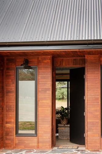 3BlackSHEDS in Whitfield