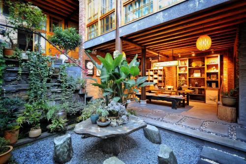 Létesítmények, Floral Hotel Tengchong Shanjuqiuming in Tengcsong