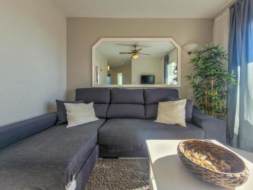  Cozy 2BR apt with sea views WIFI AC PARKING in Mijas