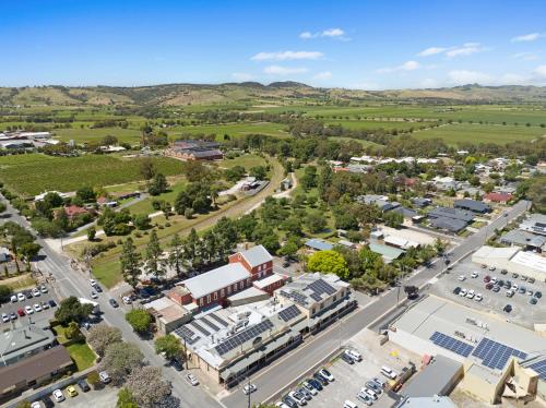 The Tanunda Club Guest Suites Barossa Valley