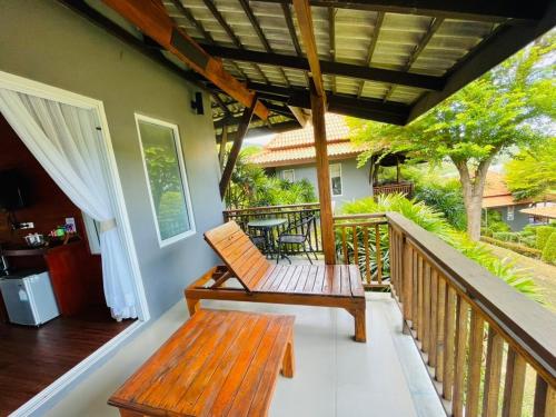 Balcony/terrace, Bakantiang Resort in Ba Kantiang Bay