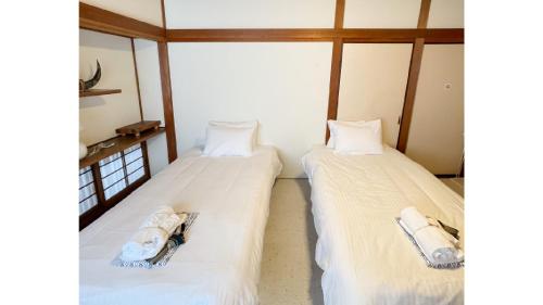 Economy Twin Room with Shared Shower room and Toilet - Non-Smoking