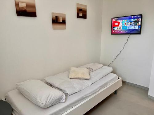 Smart Stay Budget Room