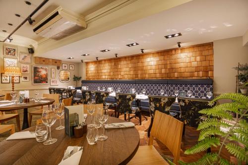 The Wynnstay Hotel, Oswestry - 레스토랑