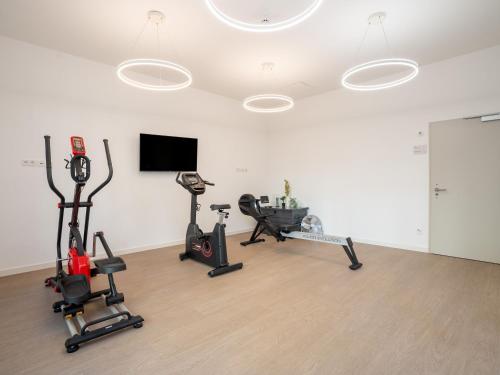 Fitness center, limehome Berlin Luise Henriette Str - Digital Access in Tempelhof