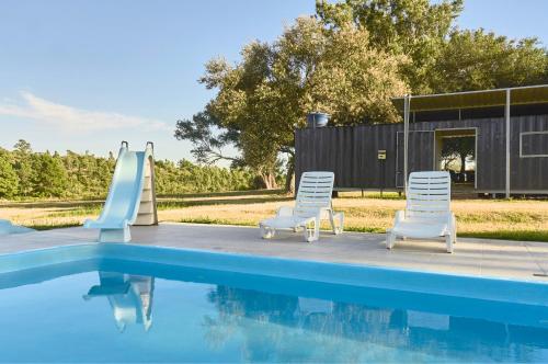 สระว่ายน้ำ, MUMA Hotel - Museo de la Madera in ริเบรา