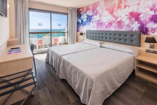 Deluxe Twin Room with Sea View