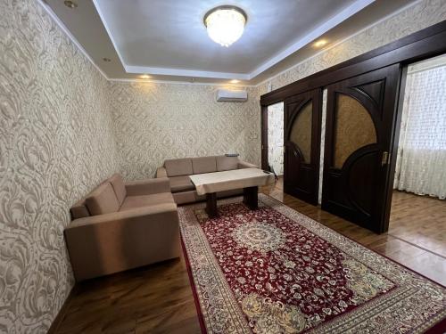 METRO STATION NOVZA, CITY CENTER, APARTMENT WITH ALL THE FACILITIES