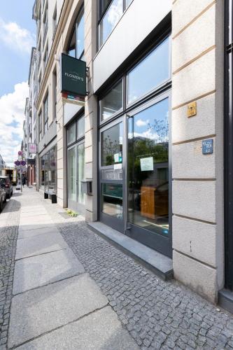 Flower's Berlin by limehome - image 5