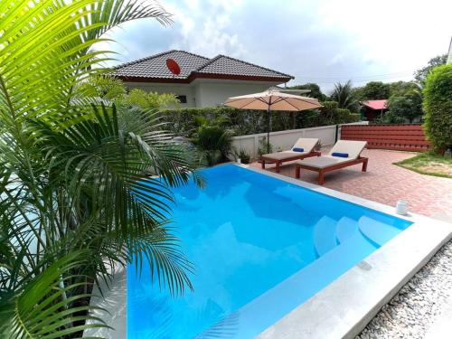 Holiday house near Lamai with swimming pool. 2 bedrooms in Hua Thanon
