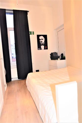 SLEEP INN - Black and White modern flat with cityview