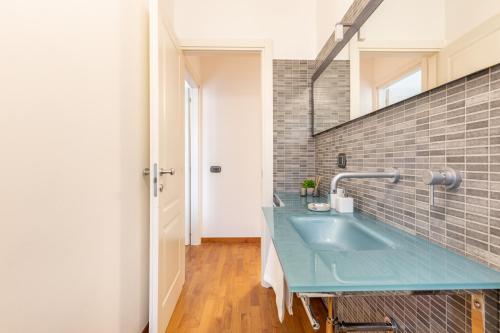 Easylife - Elegante trilocale in zona Porta Venezia, Milan