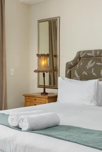 Canal Quays Apartments - image 12