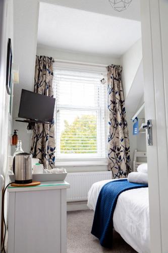 Kingsway GuestHouse - image 12