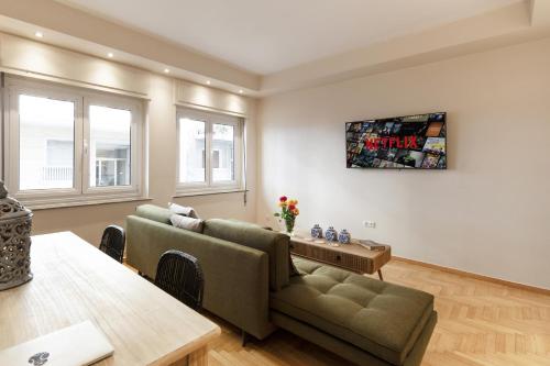 Kolonaki 2 Bdr apartment - image 5