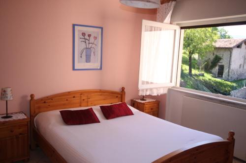 Balcone Fiorito Bed & Breakfast - Tap to explore photos
