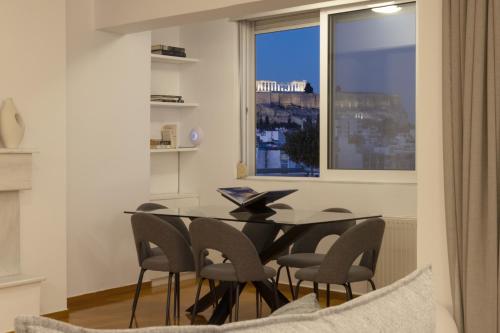 NEW STUNNING PENTHOUSE W/SPECTACULAR VISTAS! - image 3