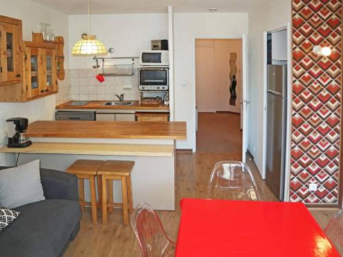 2 pièces pour 6 personnes au centre commercial Les Orres - FR-1-322-43 - image 2