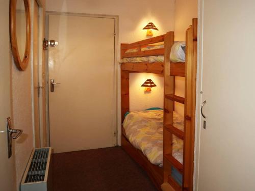 Apartment (4 Adults) image 10