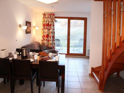 Chalet mitoyen avec piscine, sauna et hammam aux Orres 1800 - FR-1-322-108 - Location, gîte - Les Orres