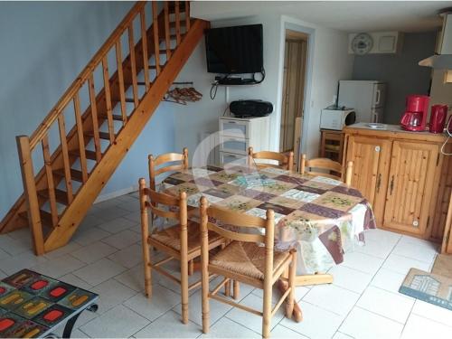 Appartement La Tranche-sur-Mer, 3 pièces, 4 personnes - FR-1-357-48