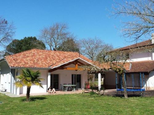 Villa Soustons, 5 pièces, 8 personnes - FR-1-379-79 - Location, gîte - Soustons