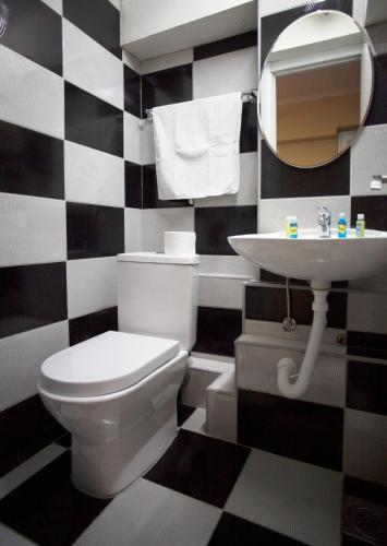 B&B Stadion - image 3