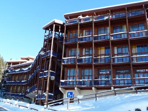 Duplex cosy skis aux pieds, 6 pers, Charmettoger - FR-1-411-338 in Charmettoger