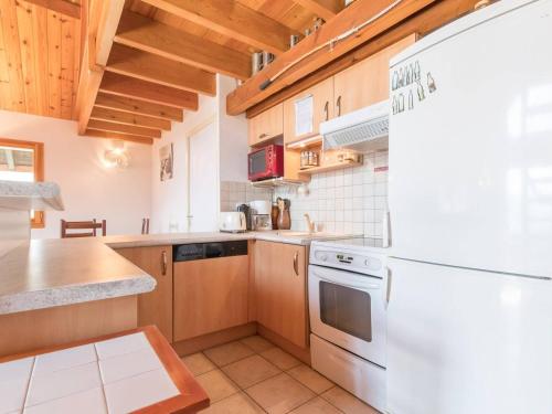 Appartement Puy-Saint-Pierre, 4 pièces, 12 personnes - FR-1-330C-54