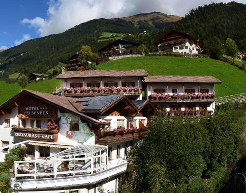  Pension Felseneck, St. Leonhard in Passeier bei Weissenbach