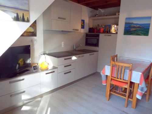 Carnac - Appartement cosy 2 pièces + mezzanine Parking Animaux admis - image 5