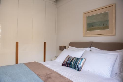 Katia Modern Apartment in Athens - image 7