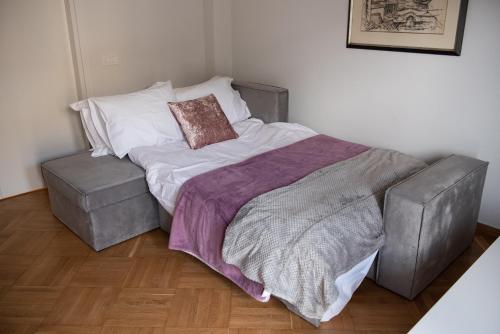 Katia Modern Apartment in Athens - image 13