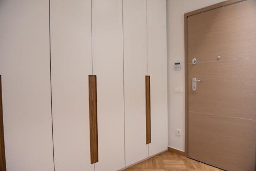 Katia Modern Apartment in Athens - image 5