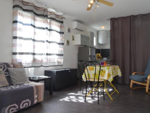 Appartement Banyuls-sur-Mer, 1 pièce, 2 personnes - FR-1-225C-25 - Location saisonnière - Banyuls-sur-Mer