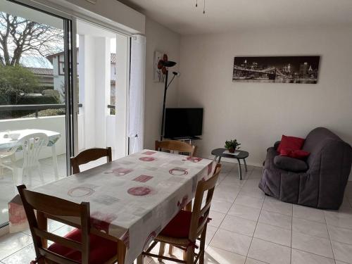 Appartement Cambo-les-Bains, 2 pièces, 2 personnes - FR-1-495-30