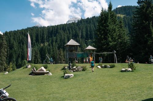 408566183 Dolomites Living Hotel Tirler